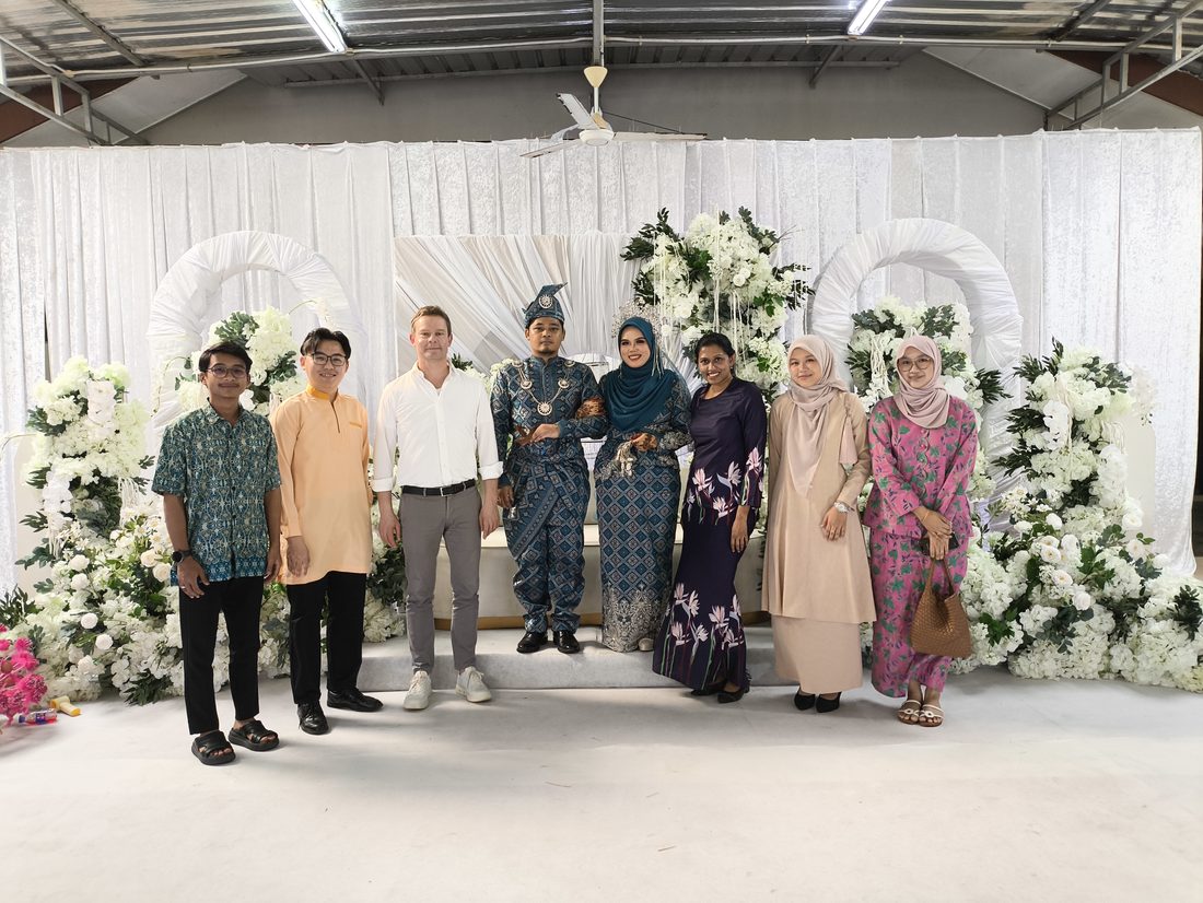 apoQlar vor Ort in Malaysia