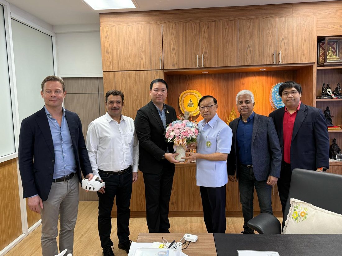 Mit Partner Lanacom in Thailand